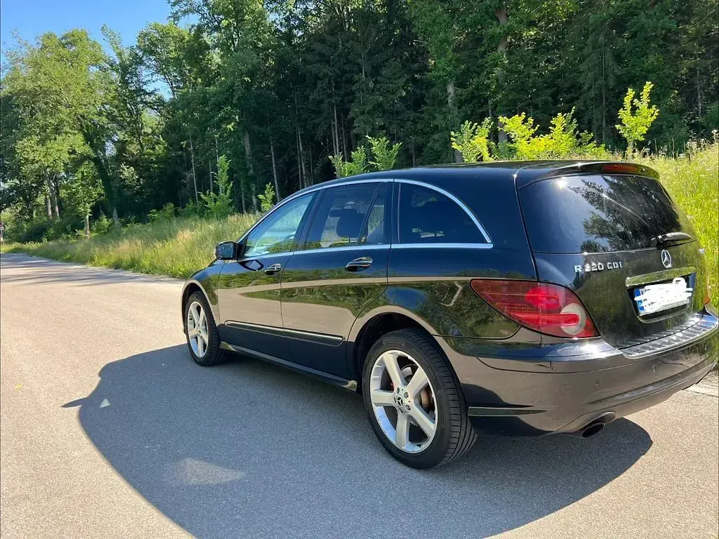 Gebraucht Mercedes R320 224 PS (164 kW) 2009 Schwarz Kombi
