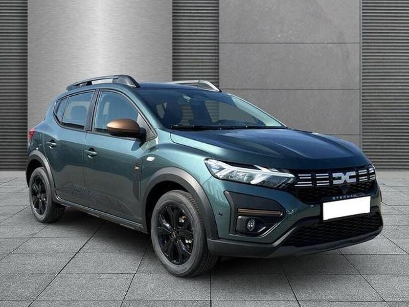 Grün Neu 2025 Dacia Sandero Stepway Kleinwagen | 20.364 € (Fairer Preis) - Bild 1/1