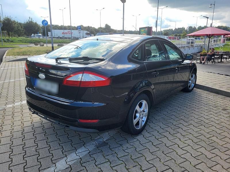 Gebraucht Ford Mondeo 145 PS (106 kW) 2008 Schwarz Limousine