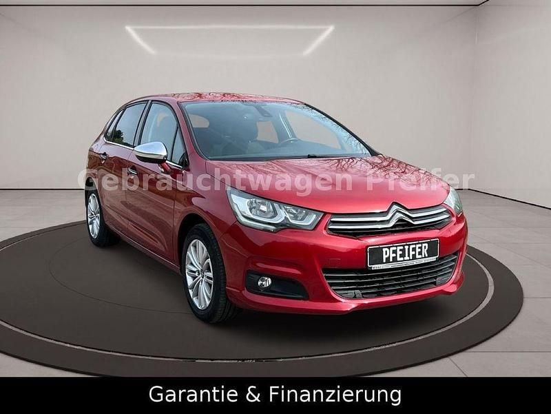 Gebraucht Citroën C4 SELECTION 120 PS (88 kW) 2013 Rot Limousine