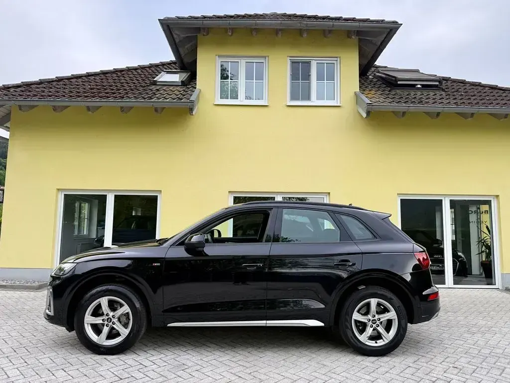 Second-hand Audi Q5 S-Line 204 CP (150 kW) 2022 Negru SUV