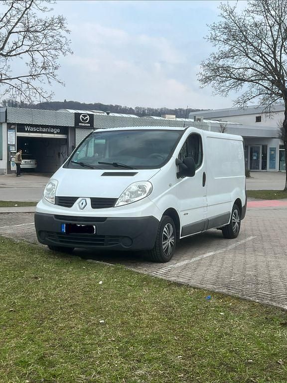 Gebraucht Renault Trafic 115 PS (84 kW) 2011 Weiß Van / Kleinbus