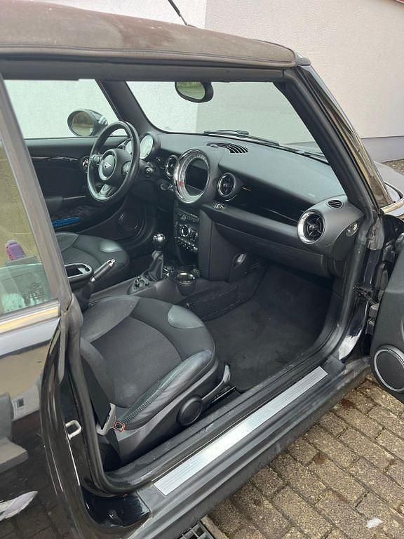 Gebraucht Mini Cooper 122 PS (89 kW) 2013 Schwarz Kleinwagen