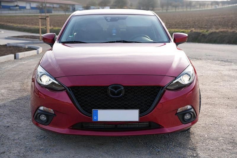 Gebraucht Mazda 3 Nakama 150 PS (110 kW) 2016 Rot Limousine