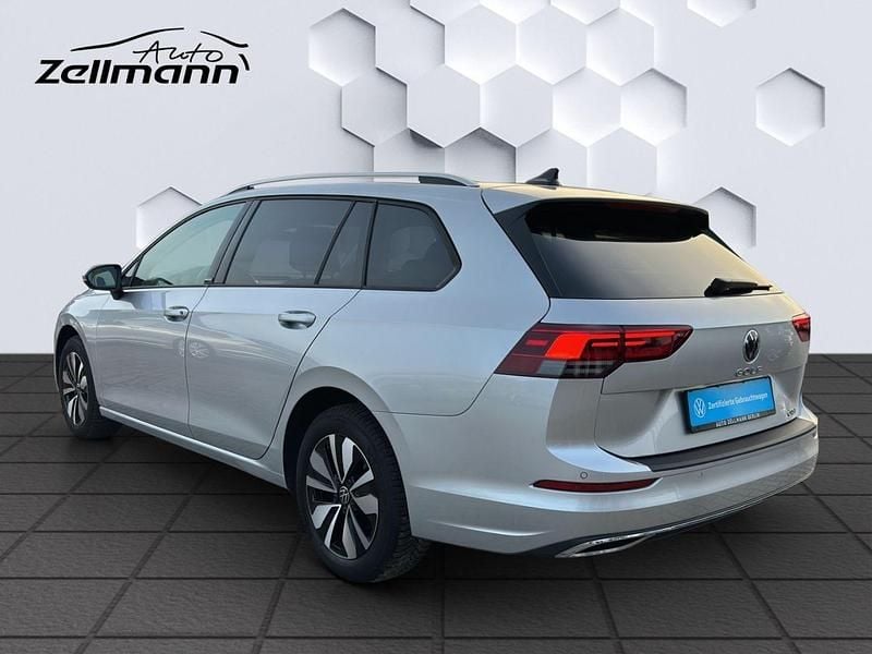 Gebraucht VW Golf VIII Life 110 PS (80 kW) 2024 Silber Kombi