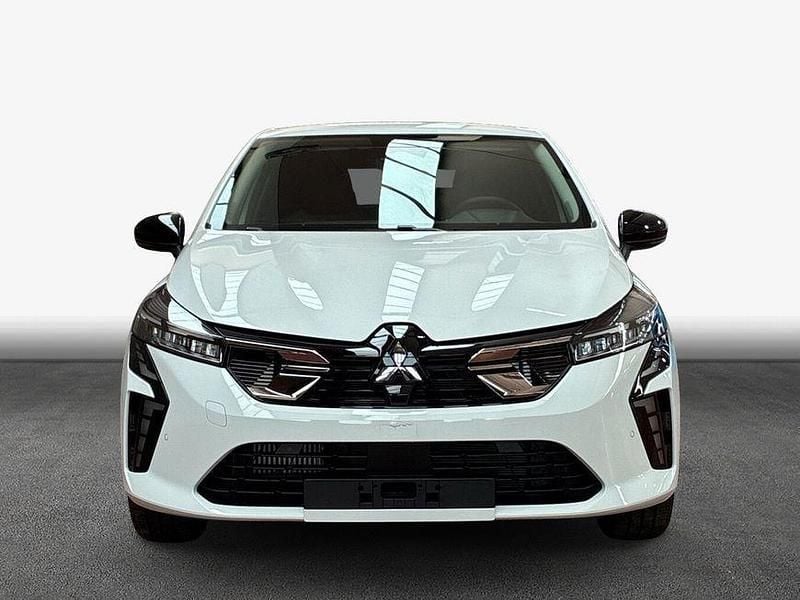 Neu Mitsubishi Colt Plus 91 PS (66 kW) 2025 Weiß Limousine