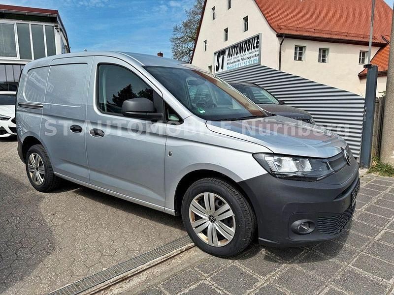 Gebraucht VW Caddy 122 PS (89 kW) 2022 Reflexsilber metallic (metallic) Van / Kleinbus