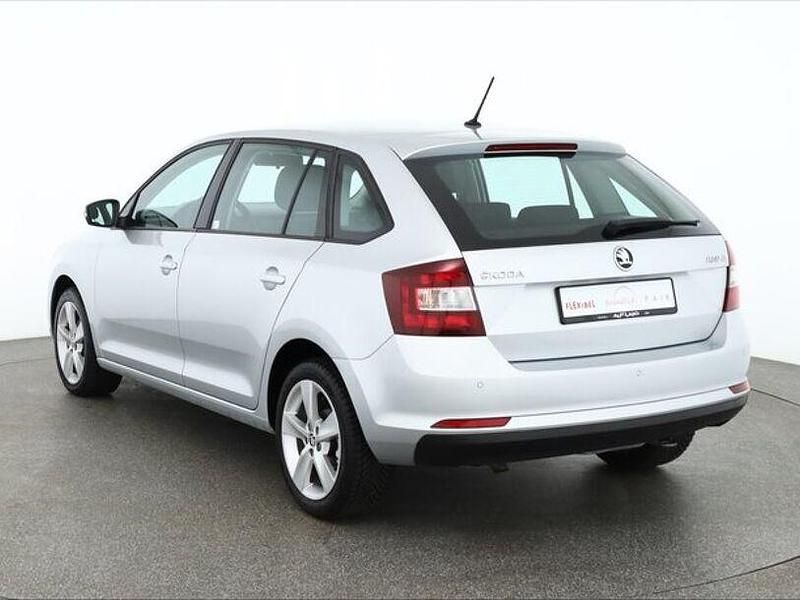 Gebraucht Skoda Rapid Cool Edition 95 PS (69 kW) 2018 Silber Kleinwagen