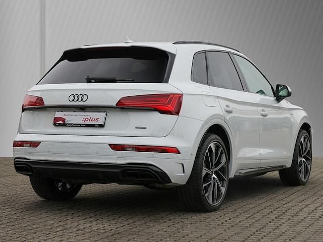Gebraucht Audi Q5 S-Line 299 PS (219 kW) 2023 Gletscherweiß metallic SUV
