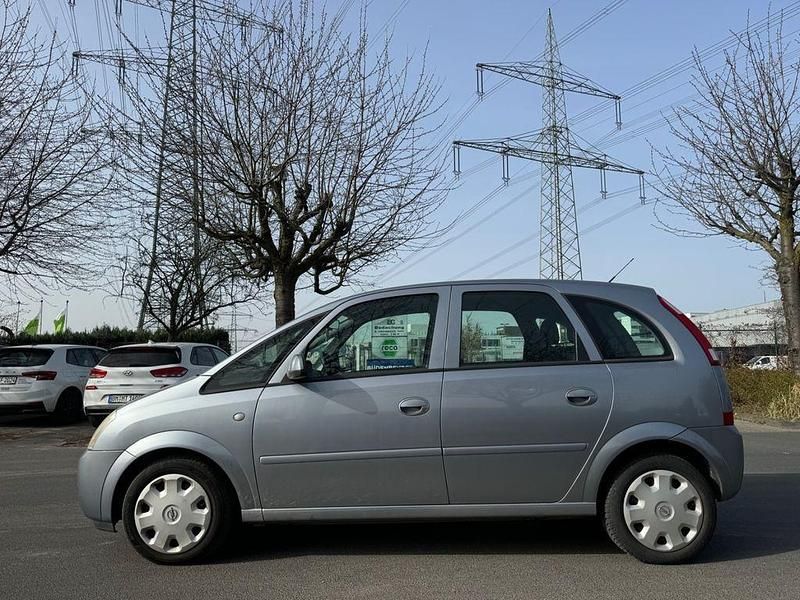 Gebraucht Opel Meriva Edition 101 PS (74 kW) 2005 Silber Van / Kleinbus