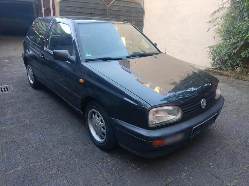 Gebraucht VW Golf III 90 PS (66 kW) 1999 Schwarz Limousine