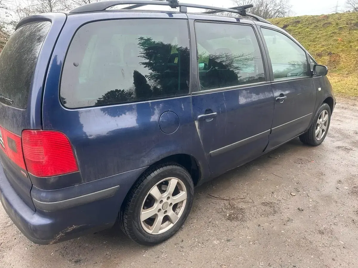 Usata VW Sharan 131 CV (96 kW) 2003 Blu Monovolume