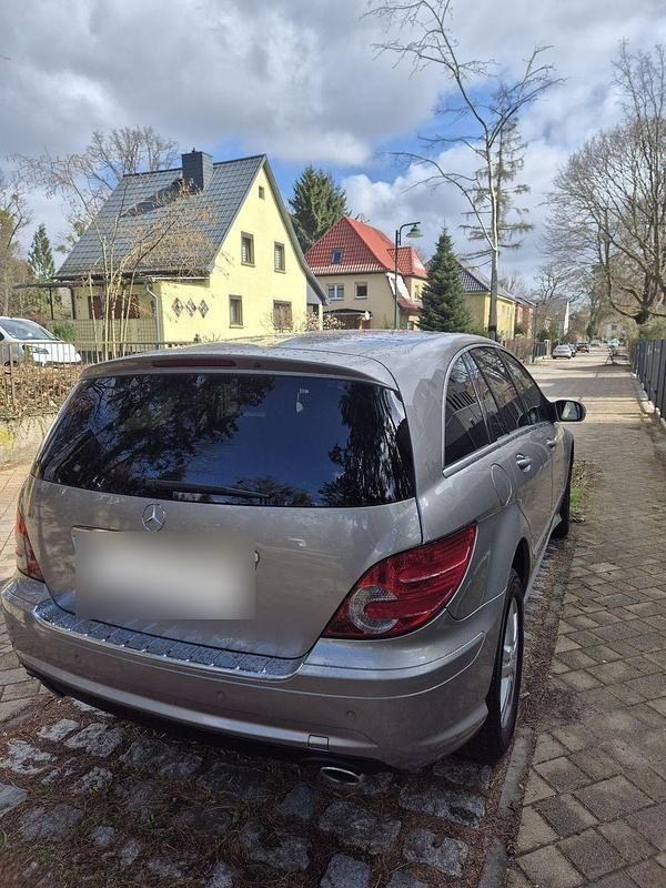 Gebraucht Mercedes R280 190 PS (139 kW) 2007 Silber Van / Kleinbus