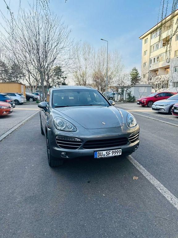 Gebraucht Porsche Cayenne 245 PS (180 kW) 2011 Grau SUV