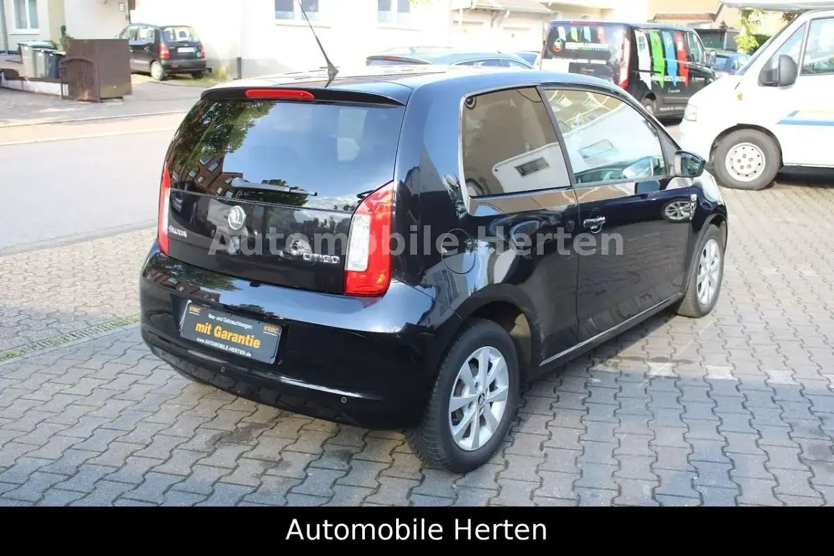 Używany Skoda Citigo Elegance 75 KM (55 kW) 2013 Czarny Hatchback