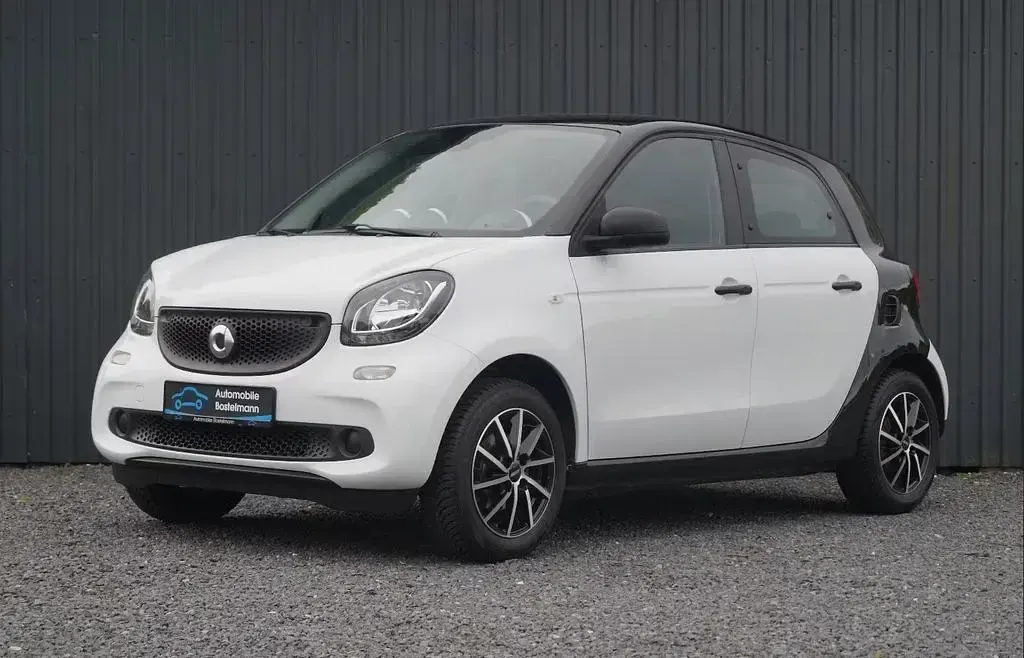 Gebraucht Smart ForFour 71 PS (52 kW) 2019 Weiß Kleinwagen