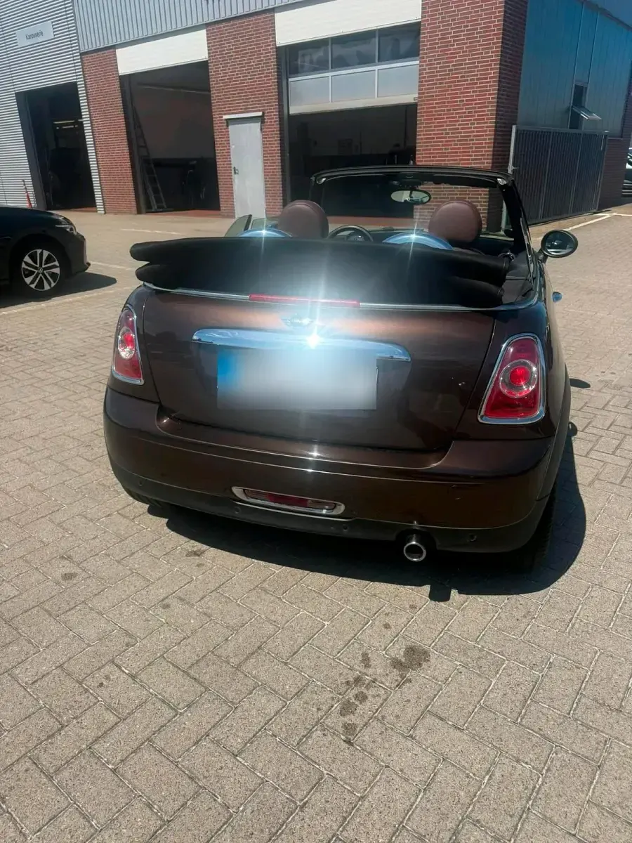 Gebraucht Mini Cooper Cabriolet 122 PS (89 kW) 2011 Braun Cabrio