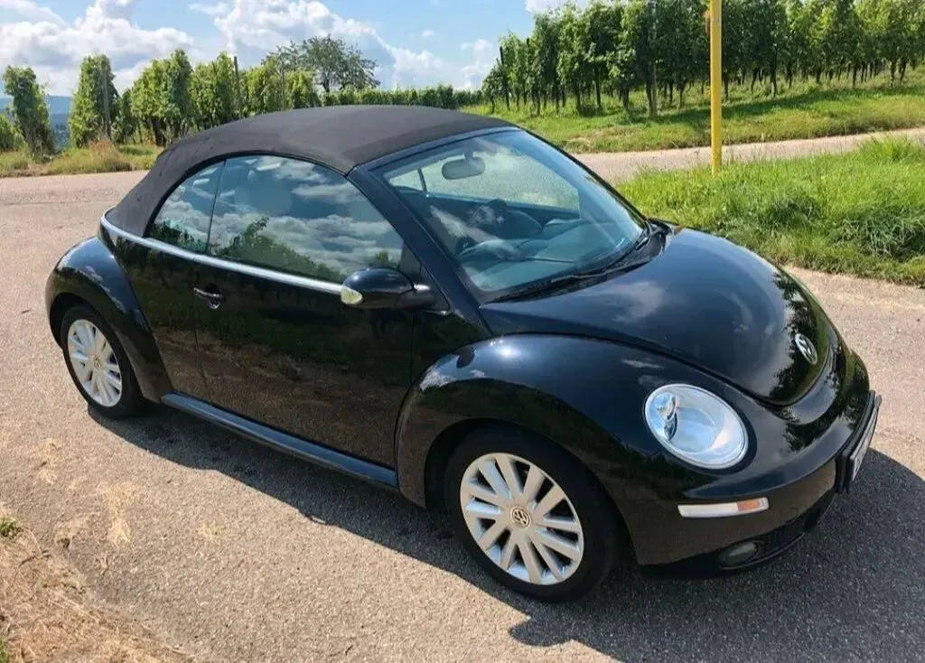 Gebraucht VW New Beetle Freestyle 105 PS (77 kW) 2010 Schwarz Kleinwagen