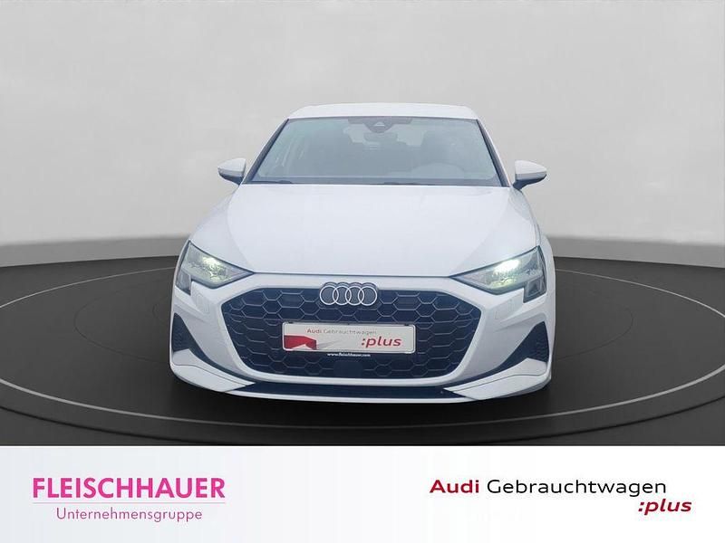 Gebraucht Audi A3 Advanced Plus 150 PS (110 kW) 2025 Gletscherweiß metallic Limousine