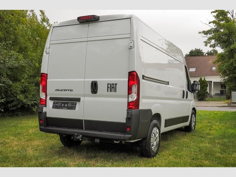Neu Fiat Ducato 140 PS (102 kW) 2025 Weiss (pastell)) (weiss Van