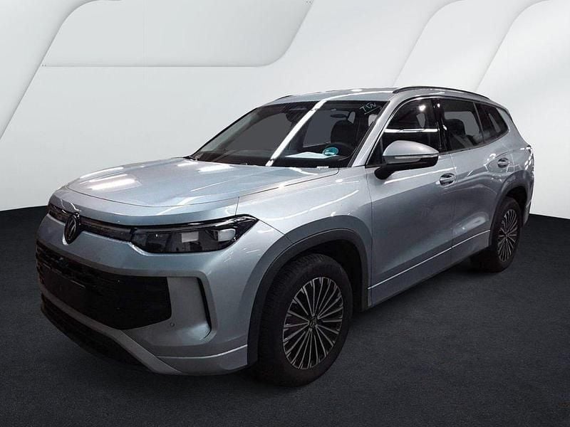 Silber Gebraucht 2025 VW Tayron Life SUV | 38.290 € - Bild 1/3