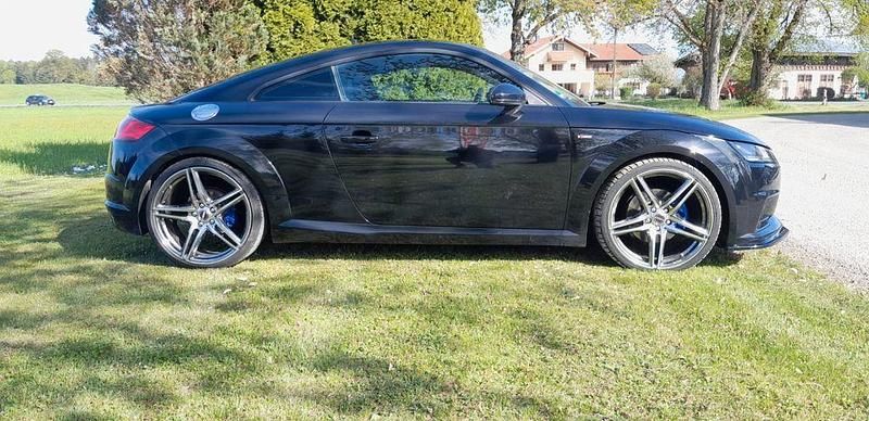 Gebraucht Audi TT Sport 184 PS (135 kW) 2015 Schwarz Coupé