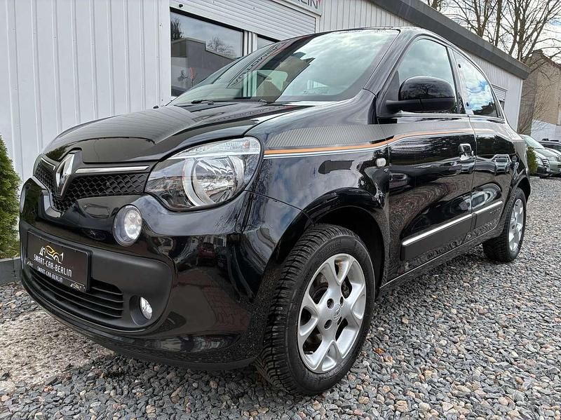 Używany Renault Twingo Luxe 90 KM (66 kW) 2016 Czarny Hatchback