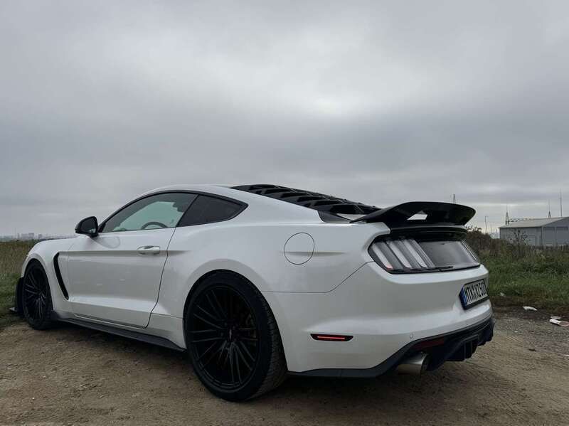 Weiß Gebraucht 2017 Ford Mustang GT Coupé | 40.900 € (Superpreis) - Bild 1/4