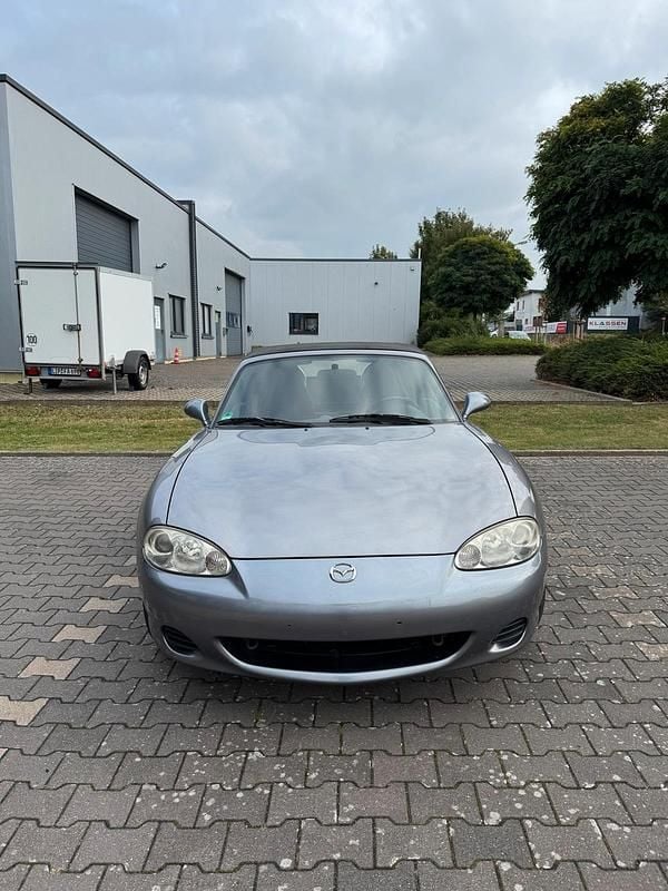 Silber Gebraucht 2002 Mazda MX5 Cabrio | 4.300 € (Superpreis) - Bild 1/4