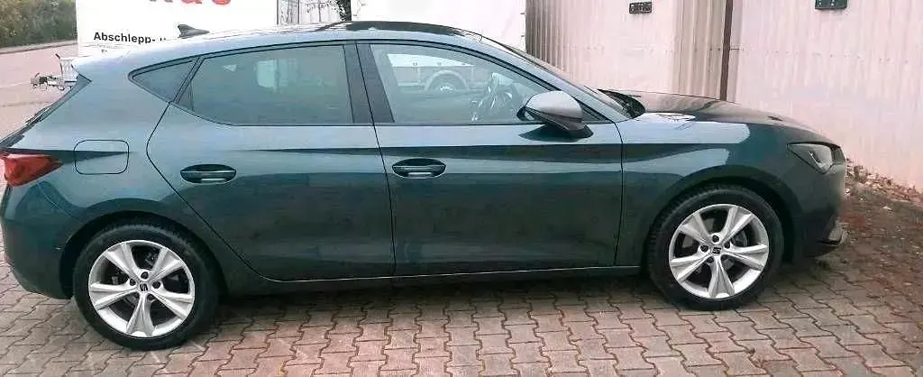 Gebraucht Seat Leon 150 PS (110 kW) 2019 Grau Limousine