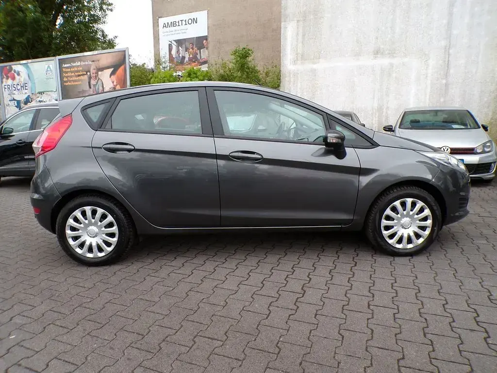 Brugt Ford Fiesta 60 HK (44 kW) 2016 Grå Hatchback