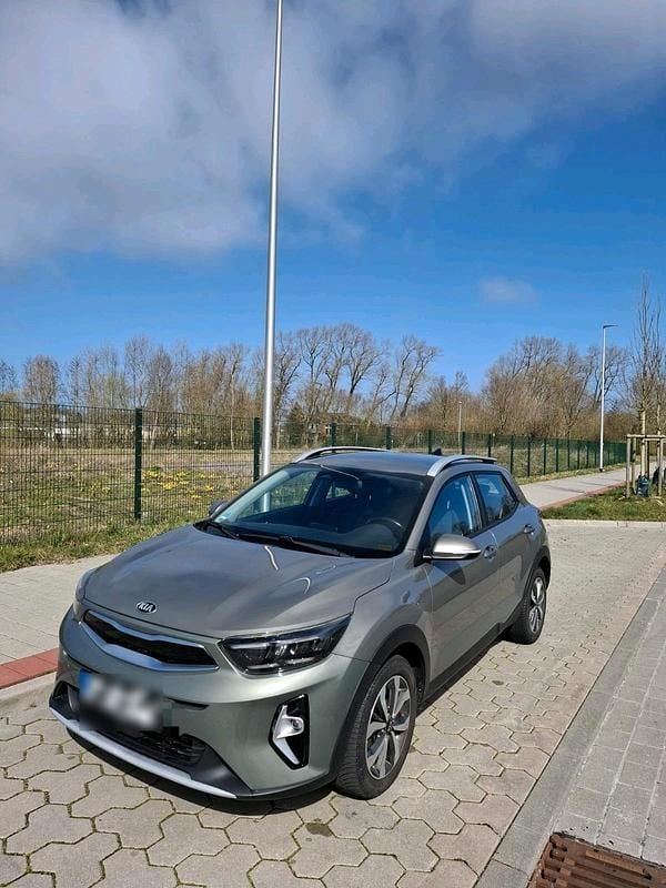 Gebraucht Kia Stonic Edition 7 101 PS (74 kW) 2021 Grün SUV