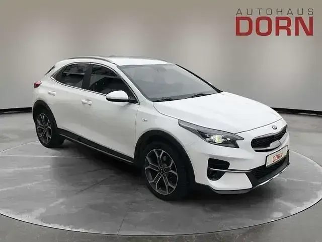Gebraucht Kia XCeed Comfort 140 PS (102 kW) 2020 Weiß SUV