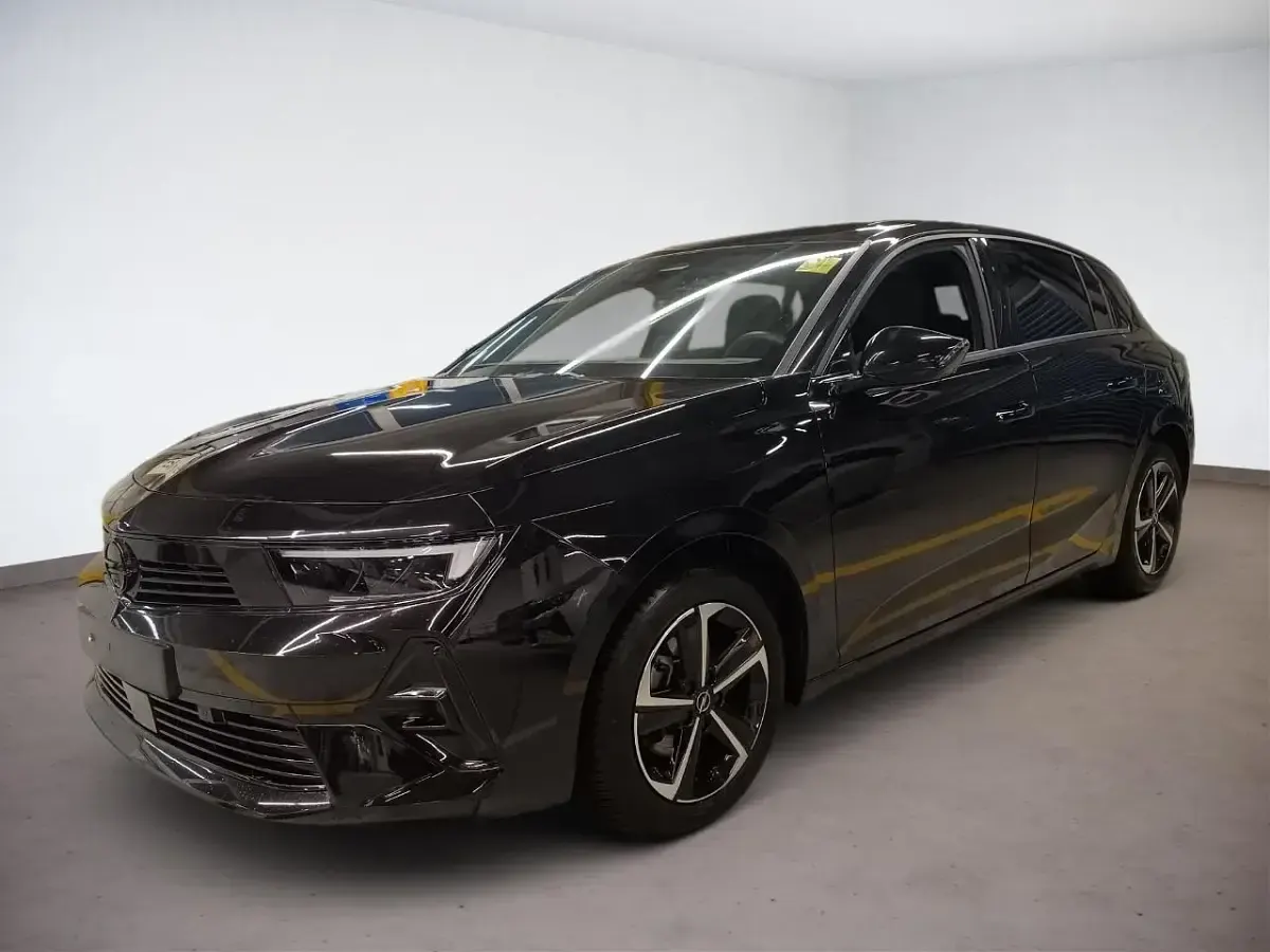 Gebraucht Opel Astra 131 PS (96 kW) 2025 Kleinwagen