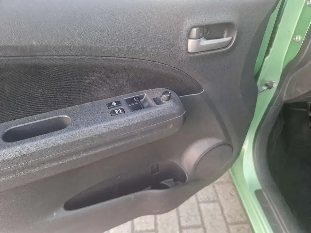 Gebraucht Suzuki Splash 65 PS (47 kW) 2009 Grün Kleinwagen