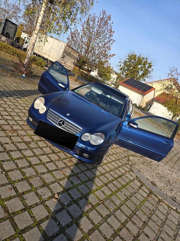Gebraucht Mercedes C230 197 PS (144 kW) 2003 Blau Coupé