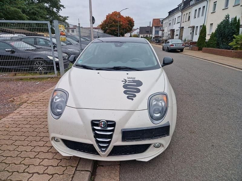 Weiß Gebraucht 2014 Alfa Romeo MiTo Turismo Kleinwagen | 1.999 € (Superpreis) - Bild 1/4