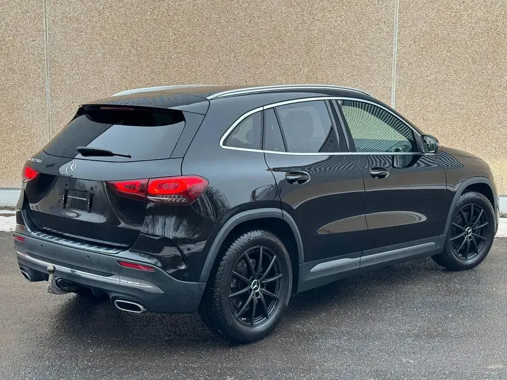 Gebraucht Mercedes GLA220 AMG 190 PS (139 kW) 2023 Schwarz SUV
