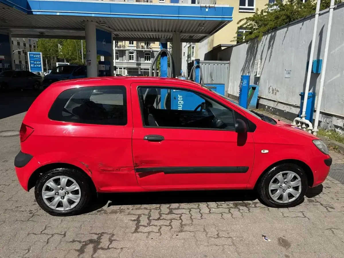 Gebraucht Hyundai Getz 63 PS (46 kW) 2005 Rot Kleinwagen