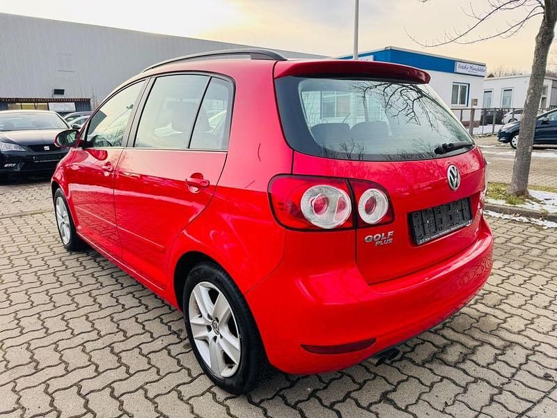 Gebraucht VW Golf Plus Cross 122 PS (89 kW) 2010 Rot Van / Kleinbus