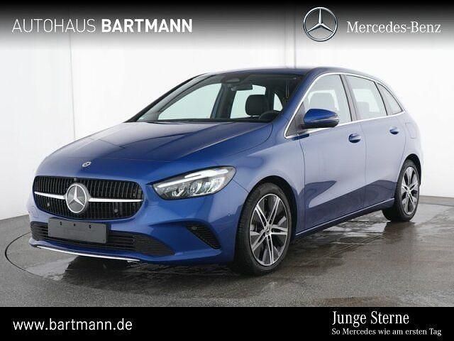 Lack spektralblau Gebraucht 2024 Mercedes B220 Progressive Van / Kleinbus | 33.900 € (Superpreis) - Bild 1/4