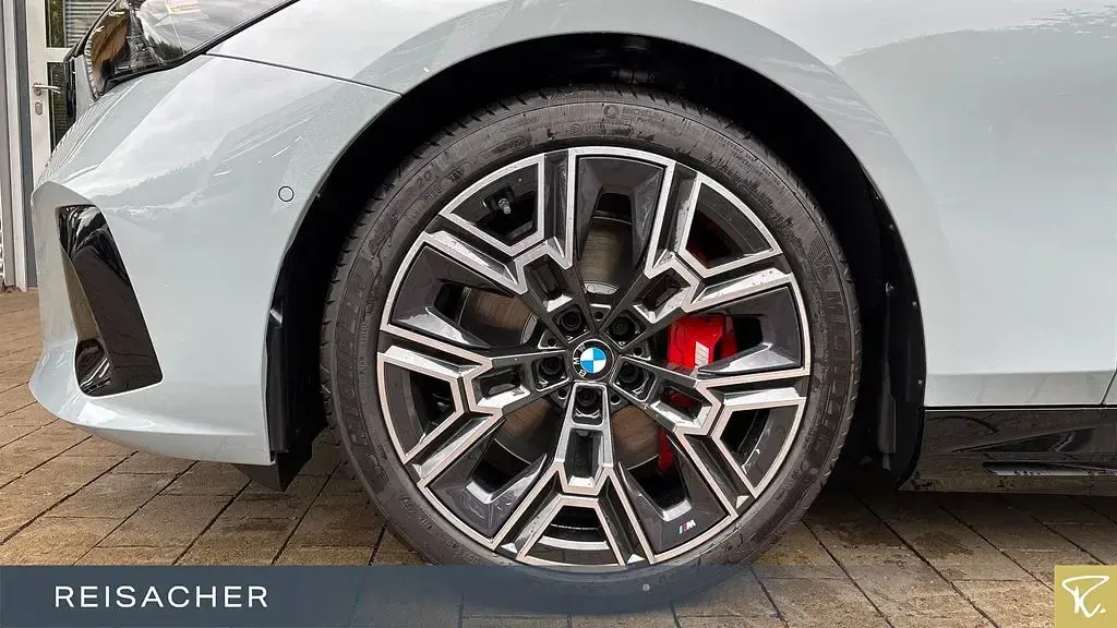 Neu BMW i5 Performance 250 kW (340 PS) 2026 Grau Kombi