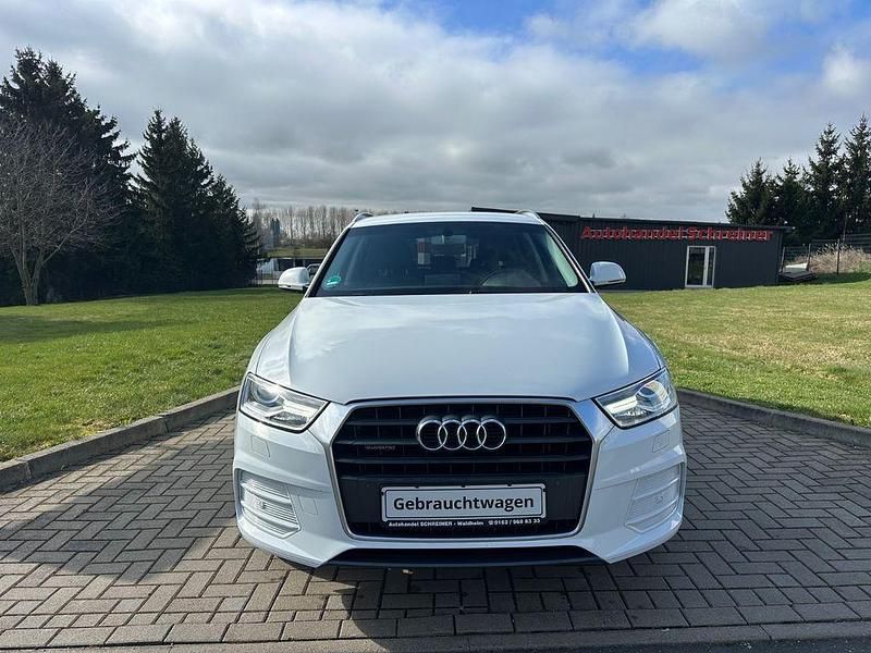 Gebraucht Audi Q3 S-Line 150 PS (110 kW) 2015 Weiß SUV