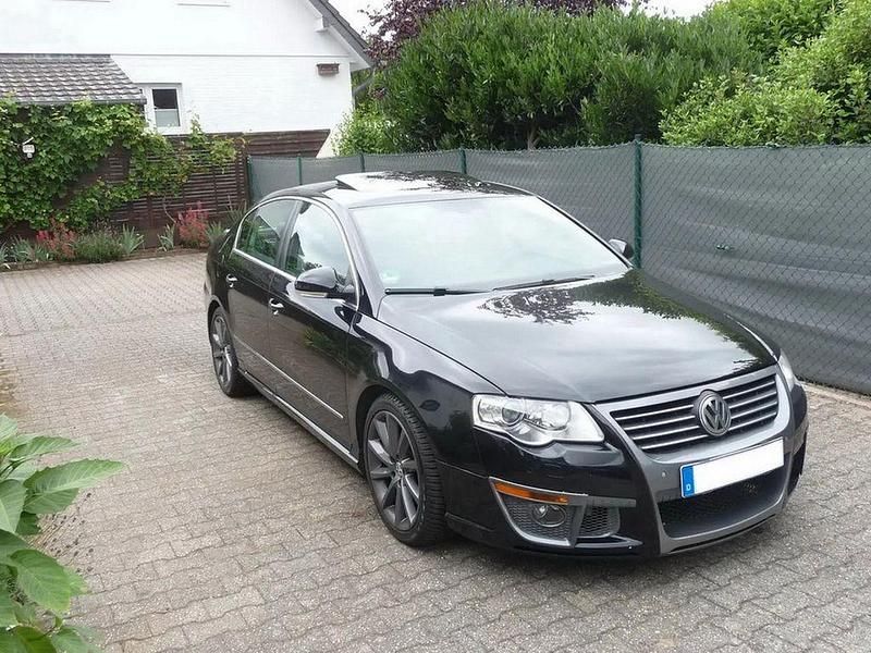 Schwarz Gebraucht 2009 VW Passat R-line Limousine | 2.800 € (Superpreis) - Bild 1/4