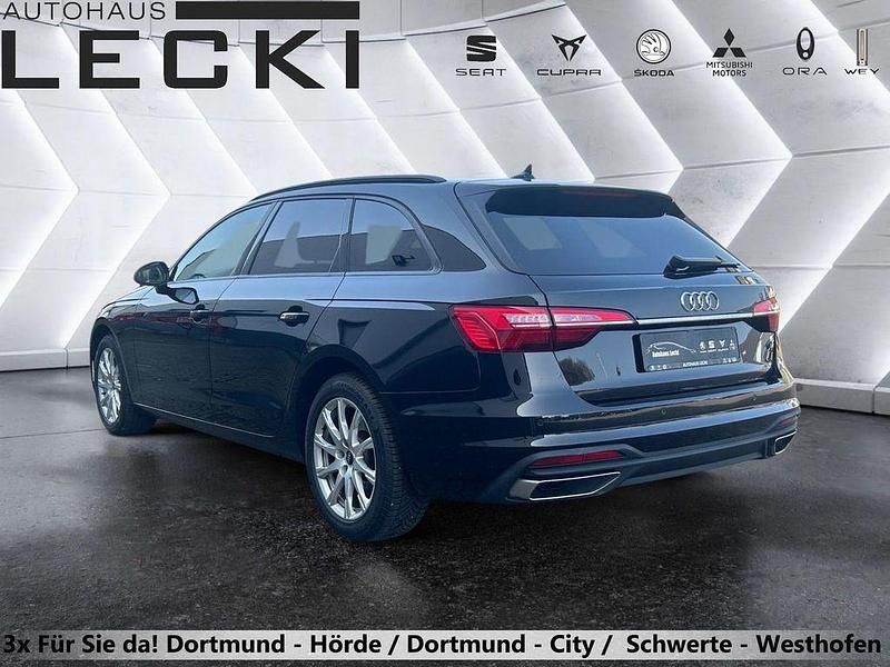 Second-hand Audi A4 150 CP (110 kW) 2022 Negru Break