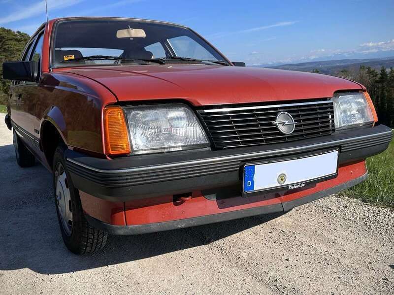 Rot Gebraucht 1982 Opel Ascona Coupé | 4.600 € - Bild 1/4
