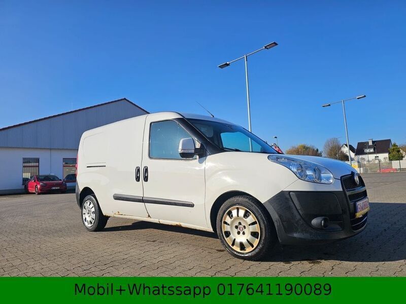 Weiß Gebraucht 2012 Fiat Doblò Van / Kleinbus | 2.700 € (Superpreis) - Bild 1/4