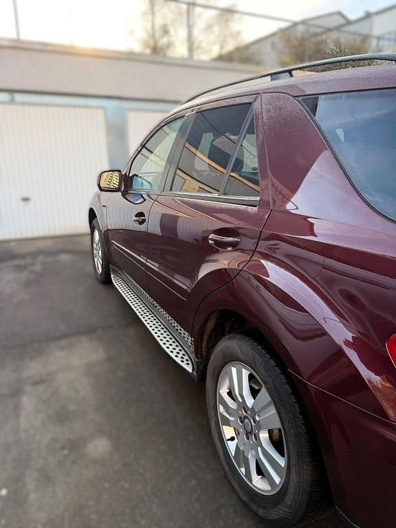 Gebraucht Mercedes ML350 224 PS (164 kW) 2009 SUV