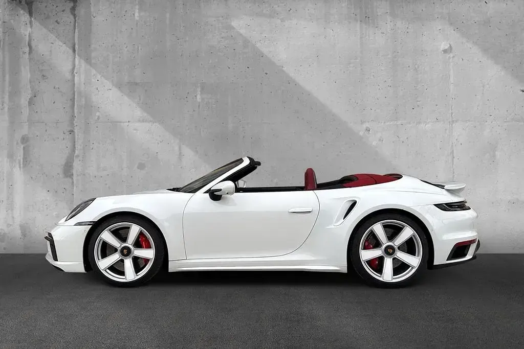 Gebraucht Porsche 992 770 PS (566 kW) 2024 Weiß Cabrio