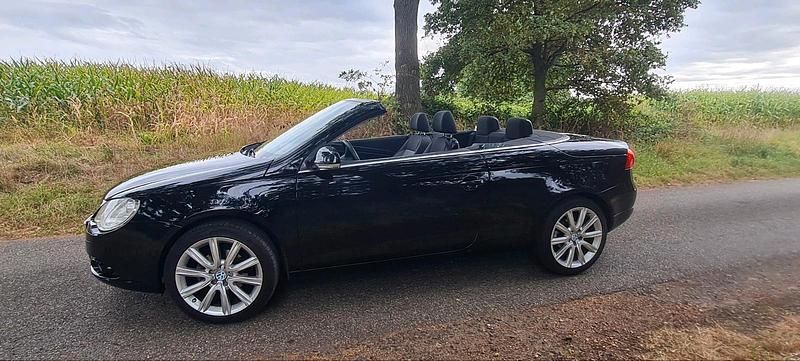 Gebraucht VW Eos 115 PS (84 kW) 2008 Schwarz Cabrio